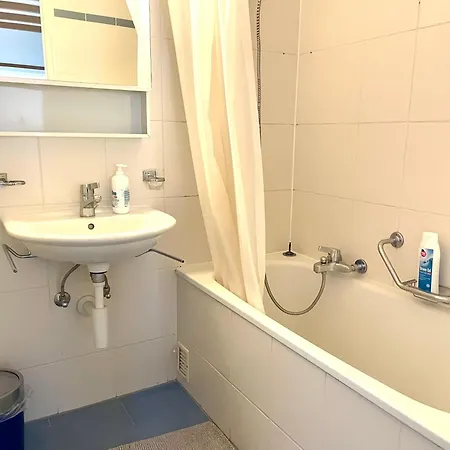 Grand De 3 לוזאן