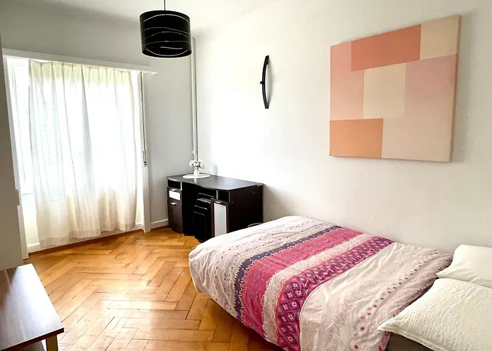 Grand De 3 Apartament