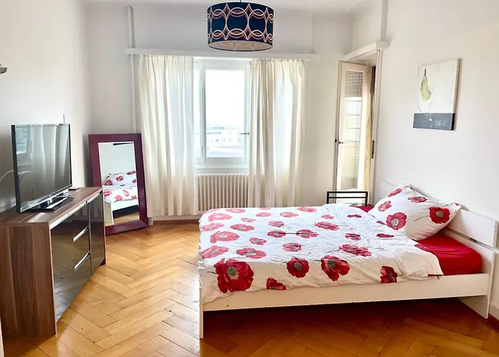 Grand De 3 Appartamento